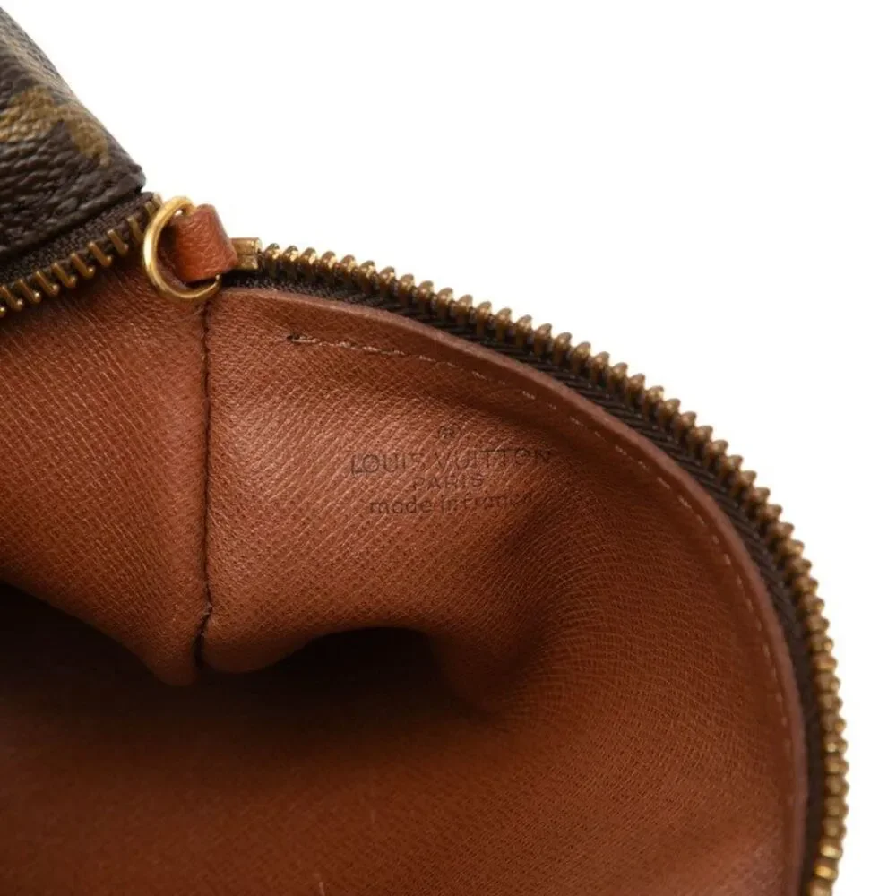 Louis Vuitton Papillon 30 Handbag